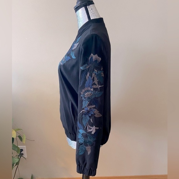 Simons CONTEMPORAINE Black Embroidered bomber jacket size small. - Picture 9 of 17